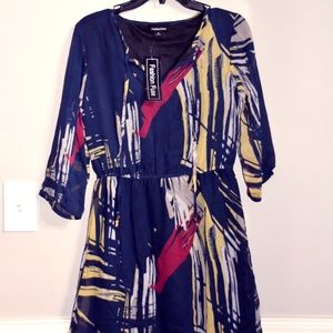 Abstract Print Chiffon Dress NWT Medium